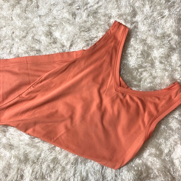 Tank - Picture 2 of 2